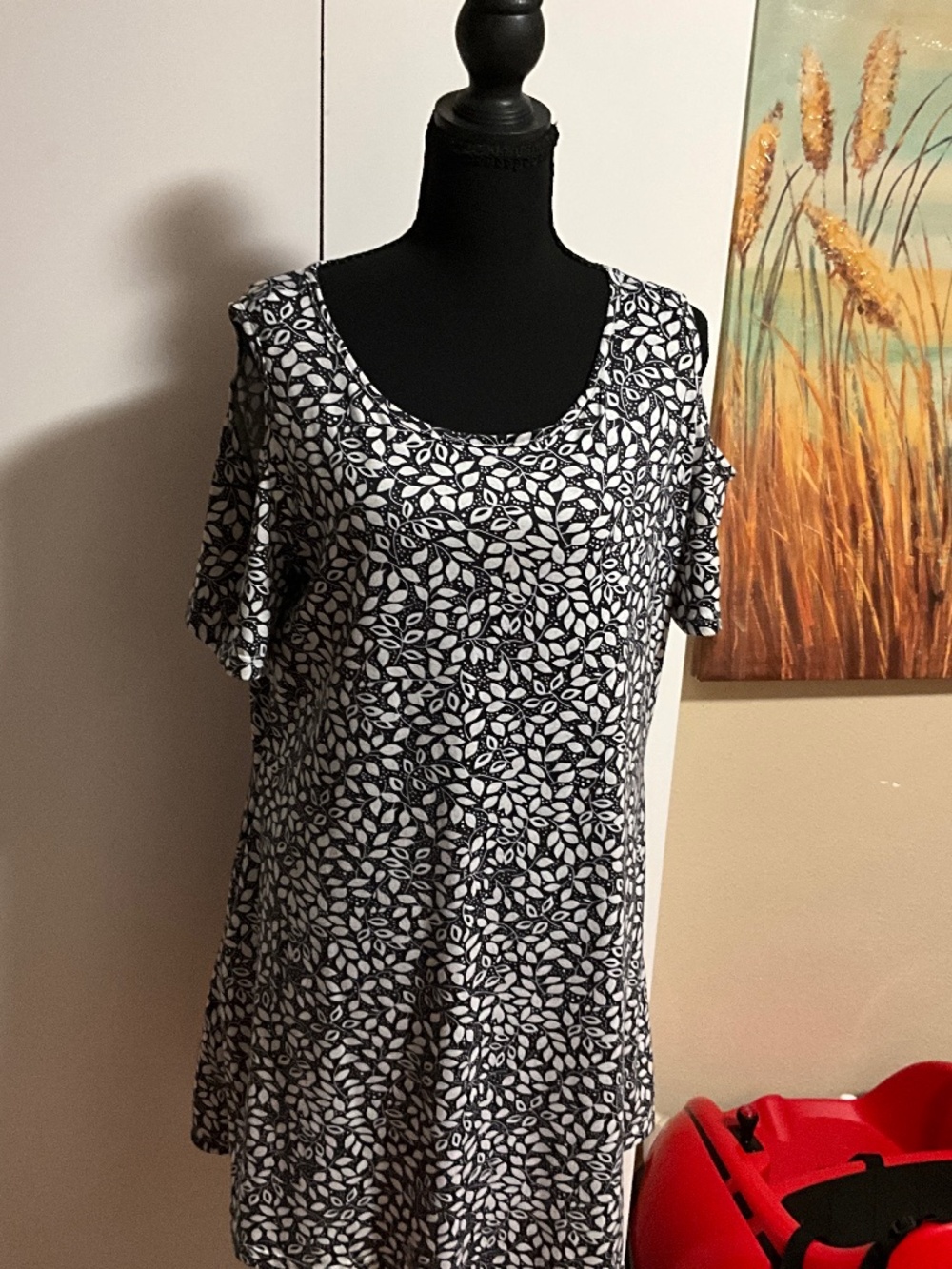Women’s cold shoulder dress